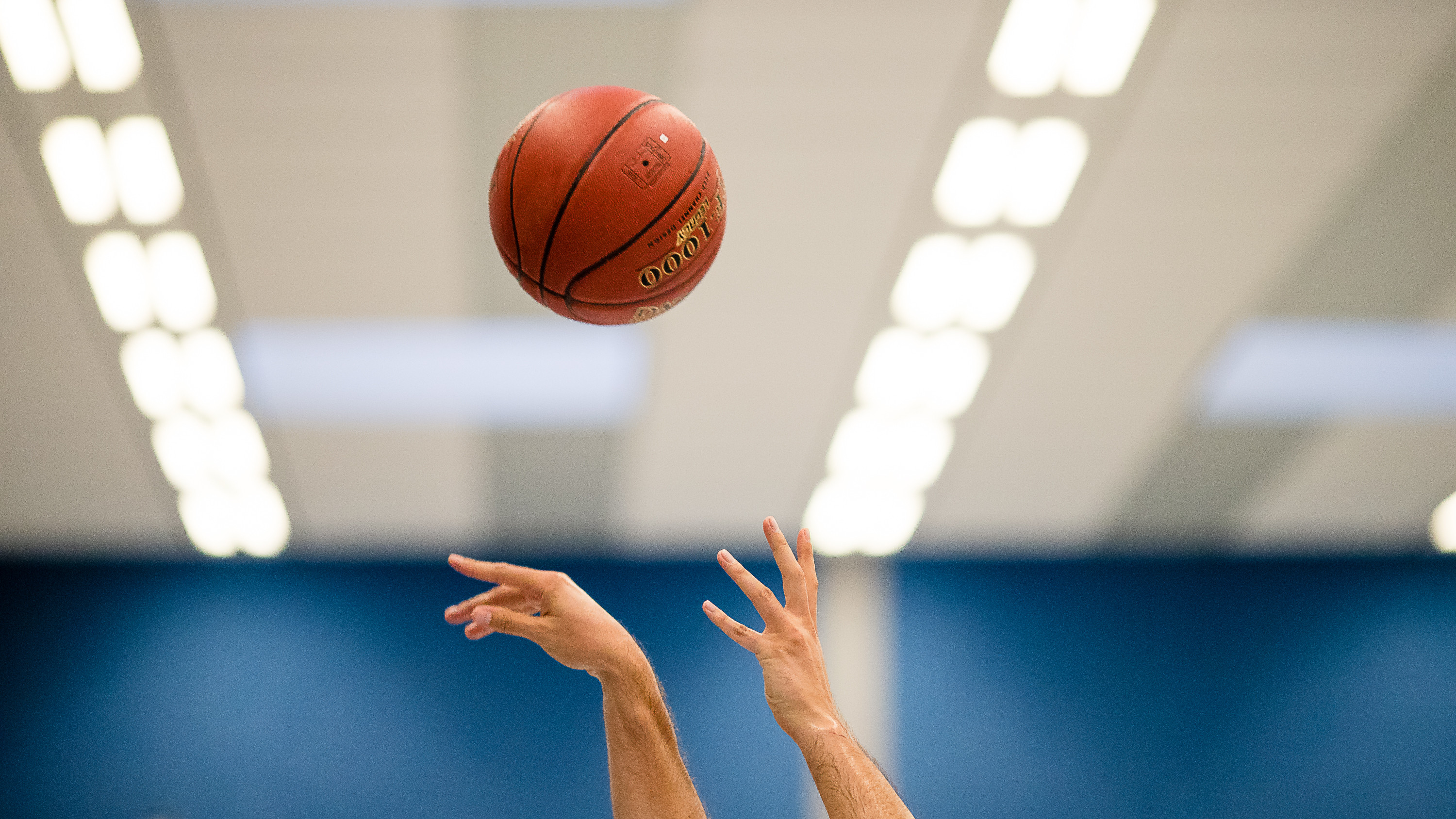 Zu Ehren der Meister und Sieger der Saison 21/22 // Foto: Hartmut Bösener