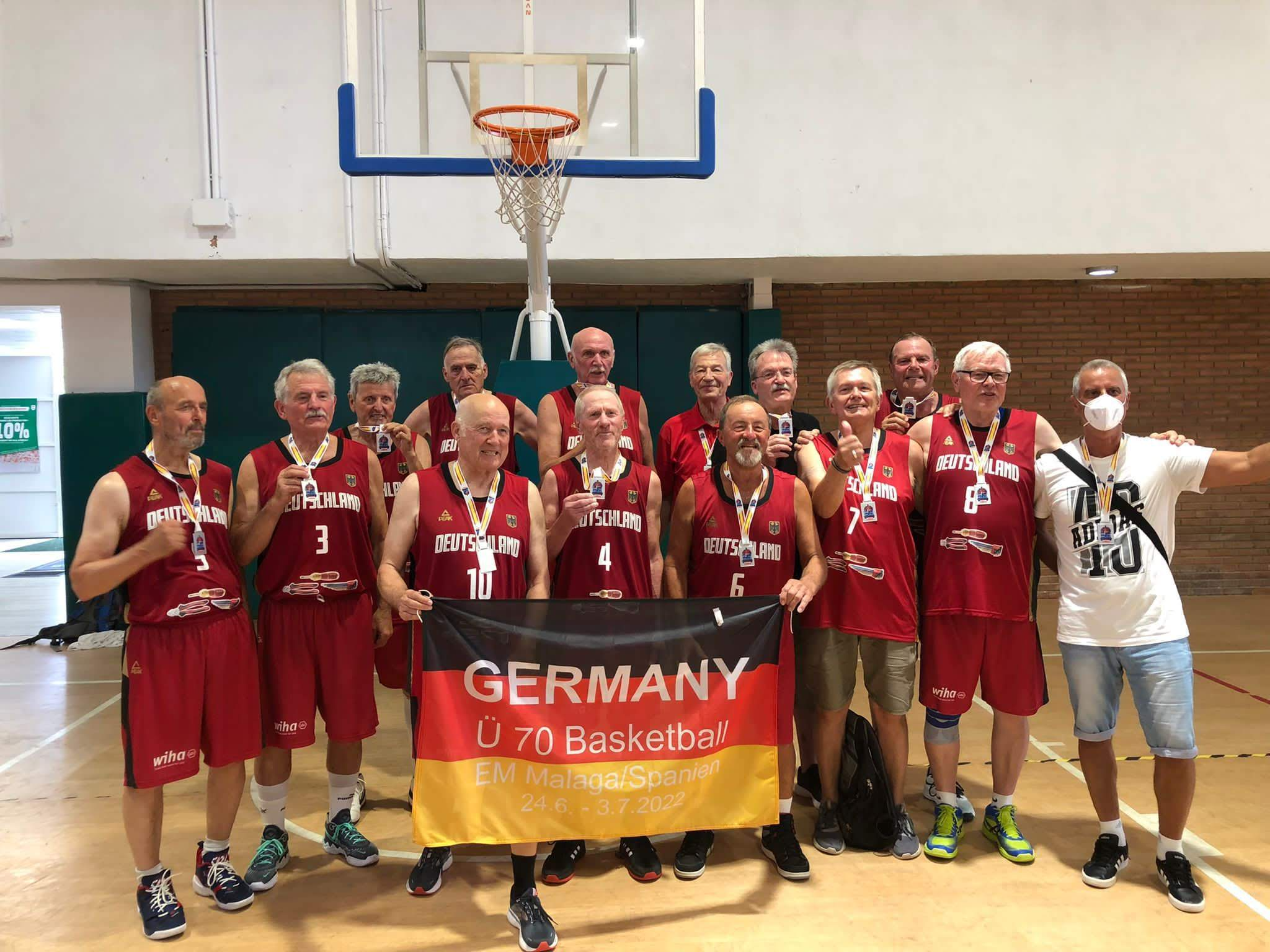 Die neuen Vizeeuropameister: Ü70-Team Deutschland // Foto: privat