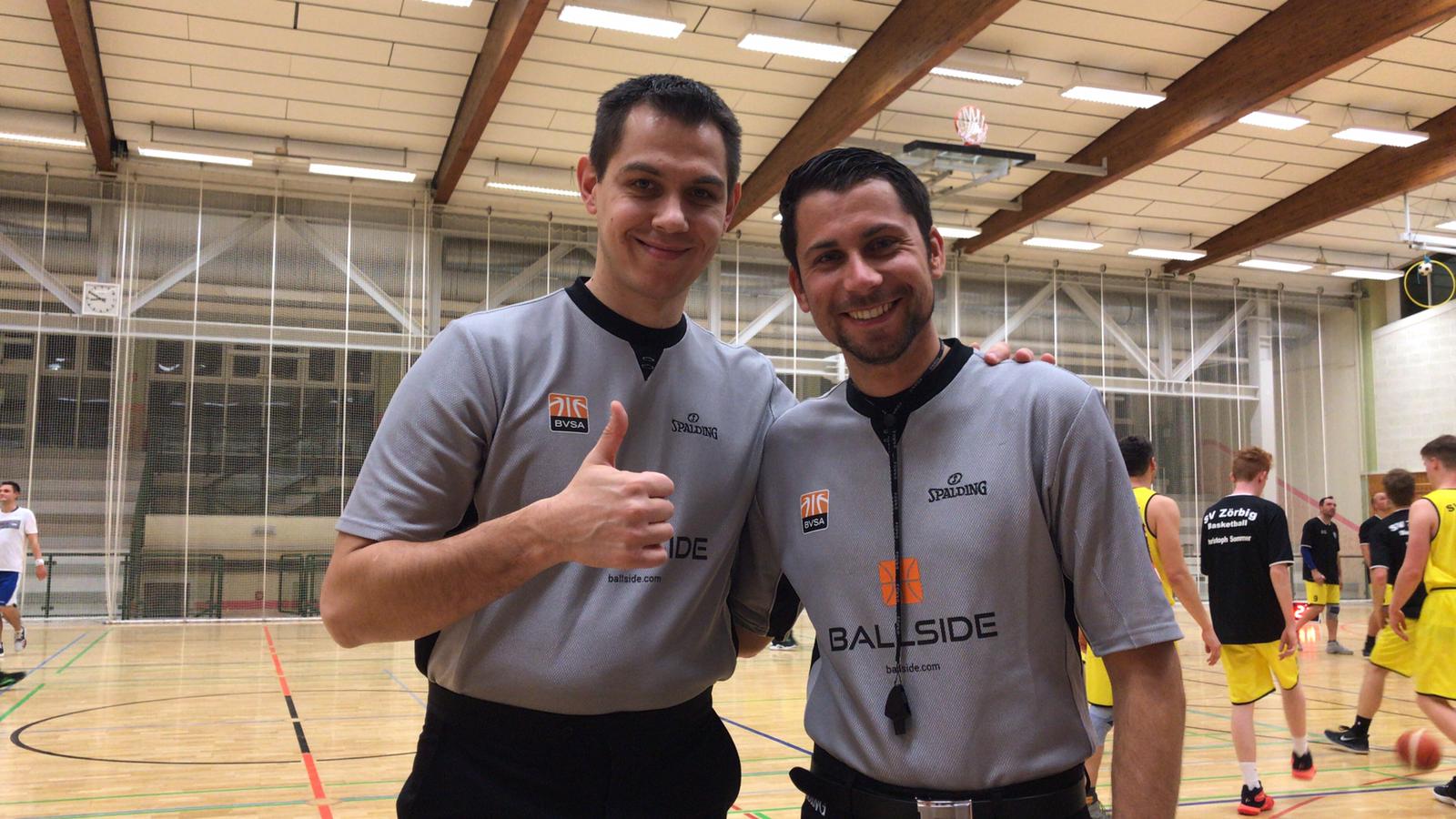 Carsten Straube & Sebastian Günther bei einem gemeinsamen Schiedsrichtereinsatz // Foto: BVSA